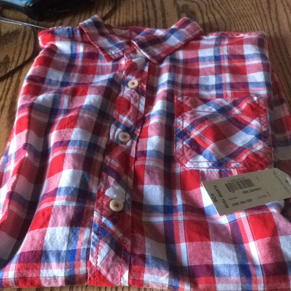 Boys Xl shirt brand new